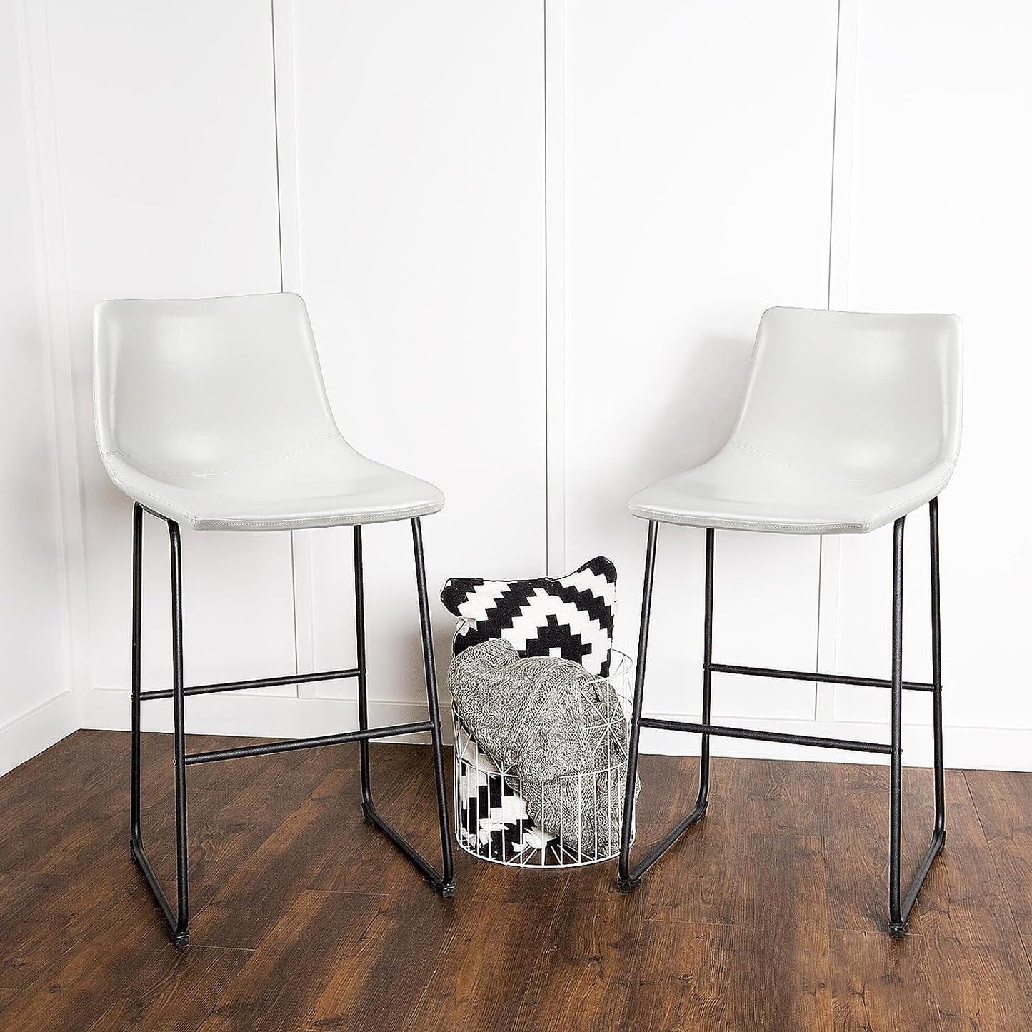 Tabourets de bar Bossin 18/26/30 pouces, tabourets de bar hauteur comptoir avec dossier, tabourets modernes en cuir PU, chaise de salle à manger avec repose-pieds