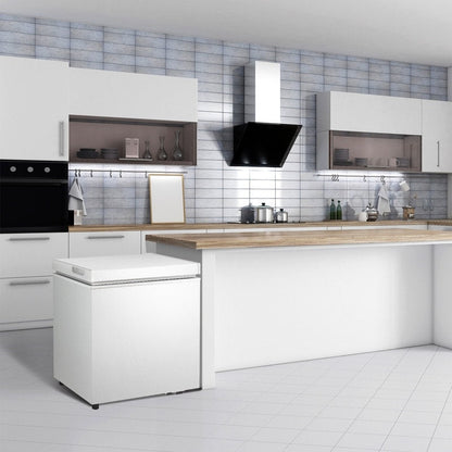 Congélateur coffre de 1,8 pi³ avec panier amovible, vidange par le bas, thermostat à 7 niveaux, conception autonome pour maison et appartement