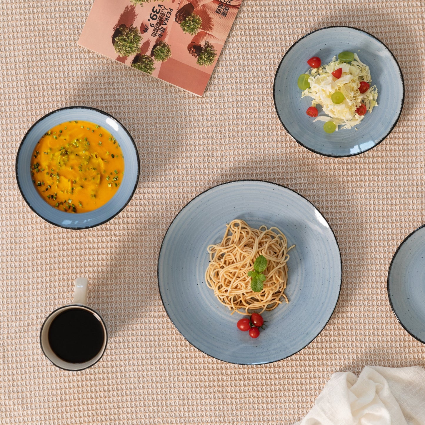 Service de vaisselle Spin Wash, tasses, assiettes à salade et assiettes plates, bols, vaisselle de haute qualité