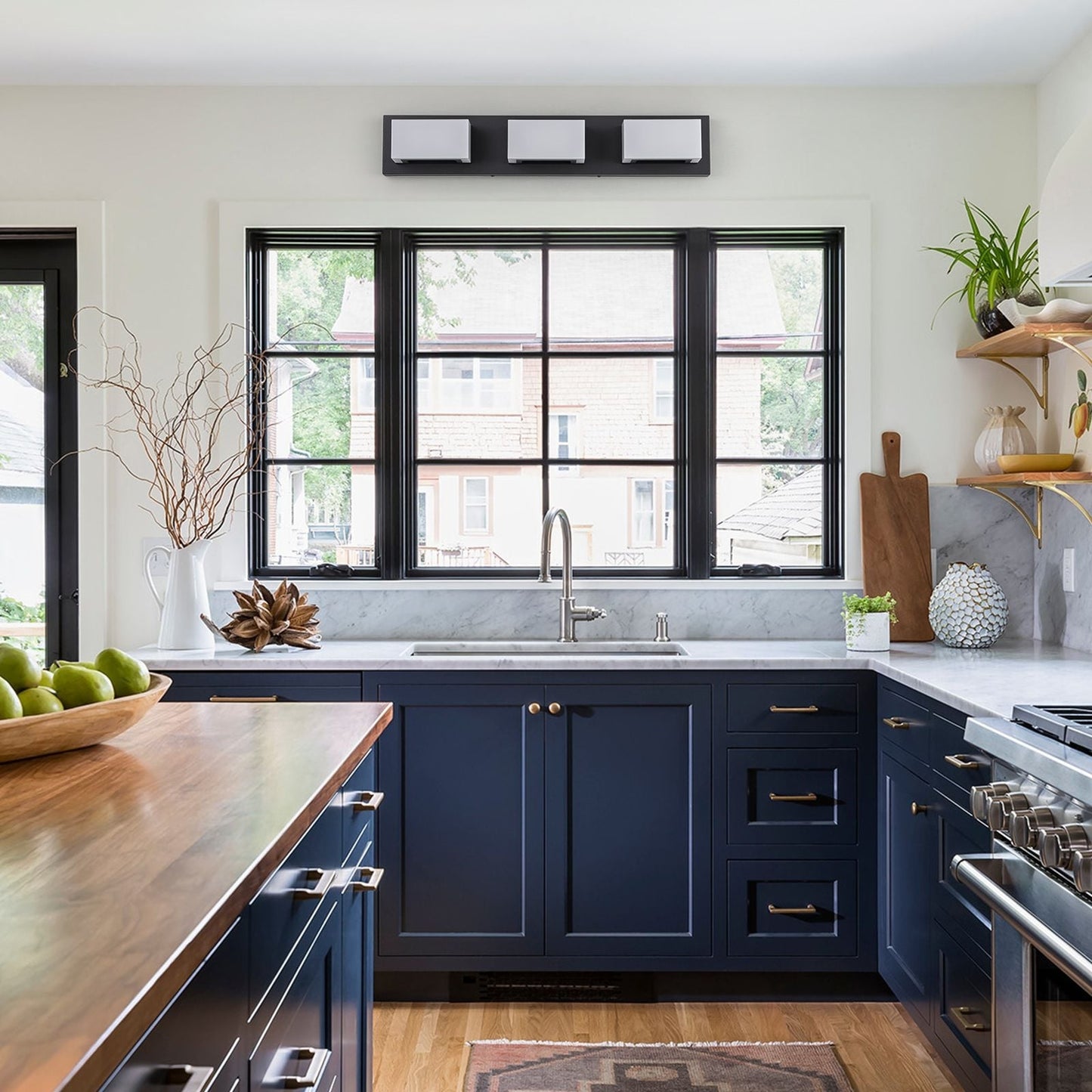 Applique murale LED moderne pour salle de bain, 3/4/5 lumières, noir mat, à intensité variable.