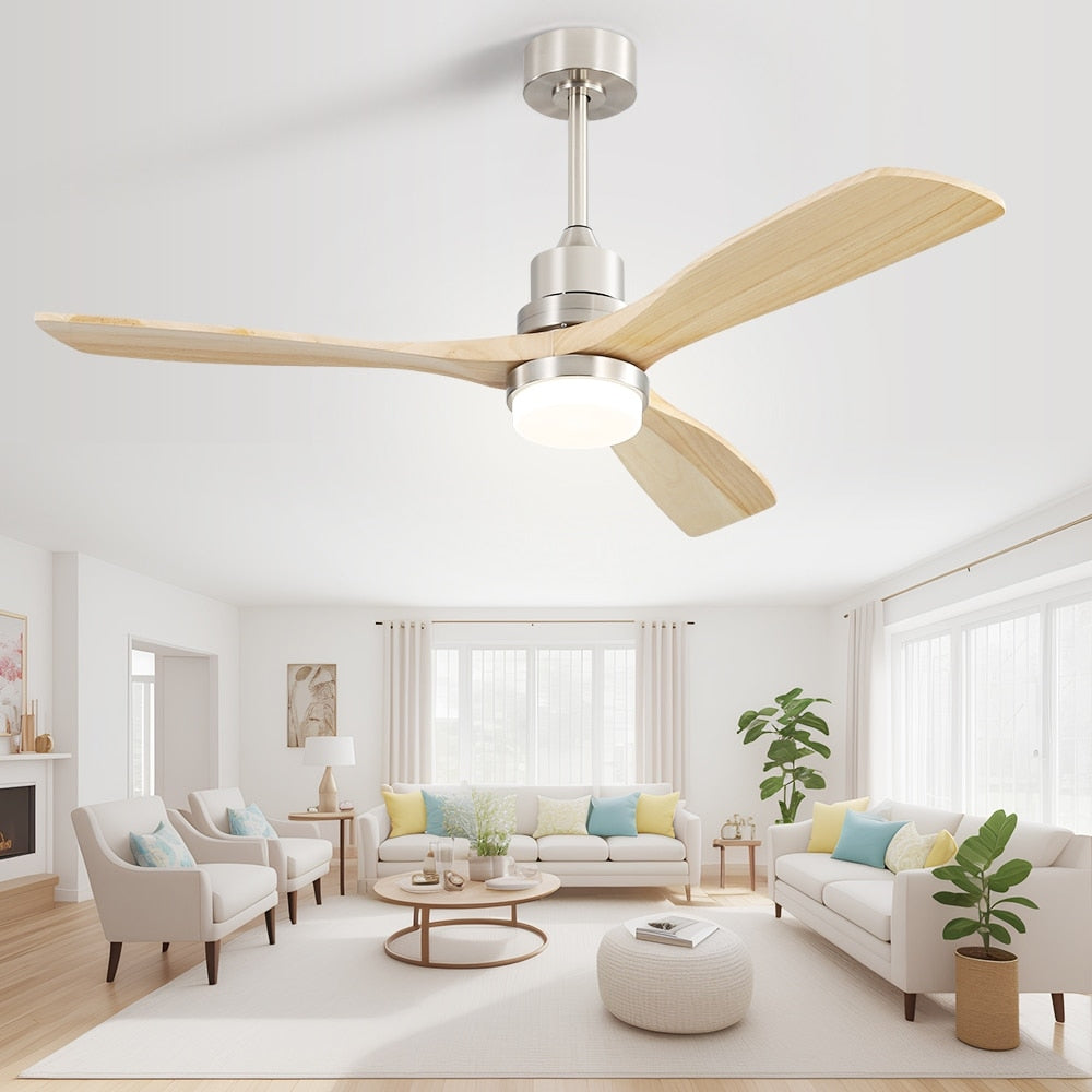 Ventilateur de plafond d'intérieur Sofucor 52 en bois avec éclairage intégré et télécommande (en option).