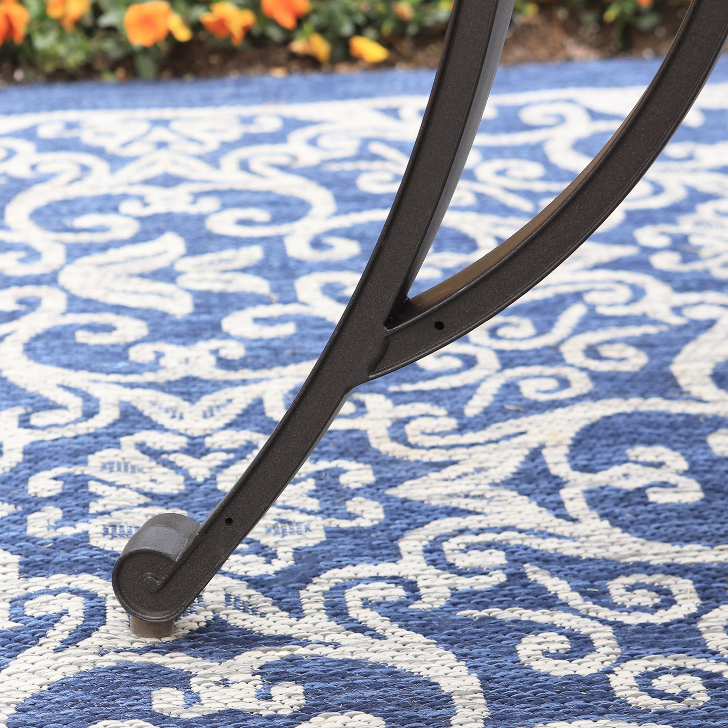 Ensemble de salle à manger/terrasse MAISON ARTS en aluminium moulé avec table ronde et 6 chaises de terrasse en aluminium moulé