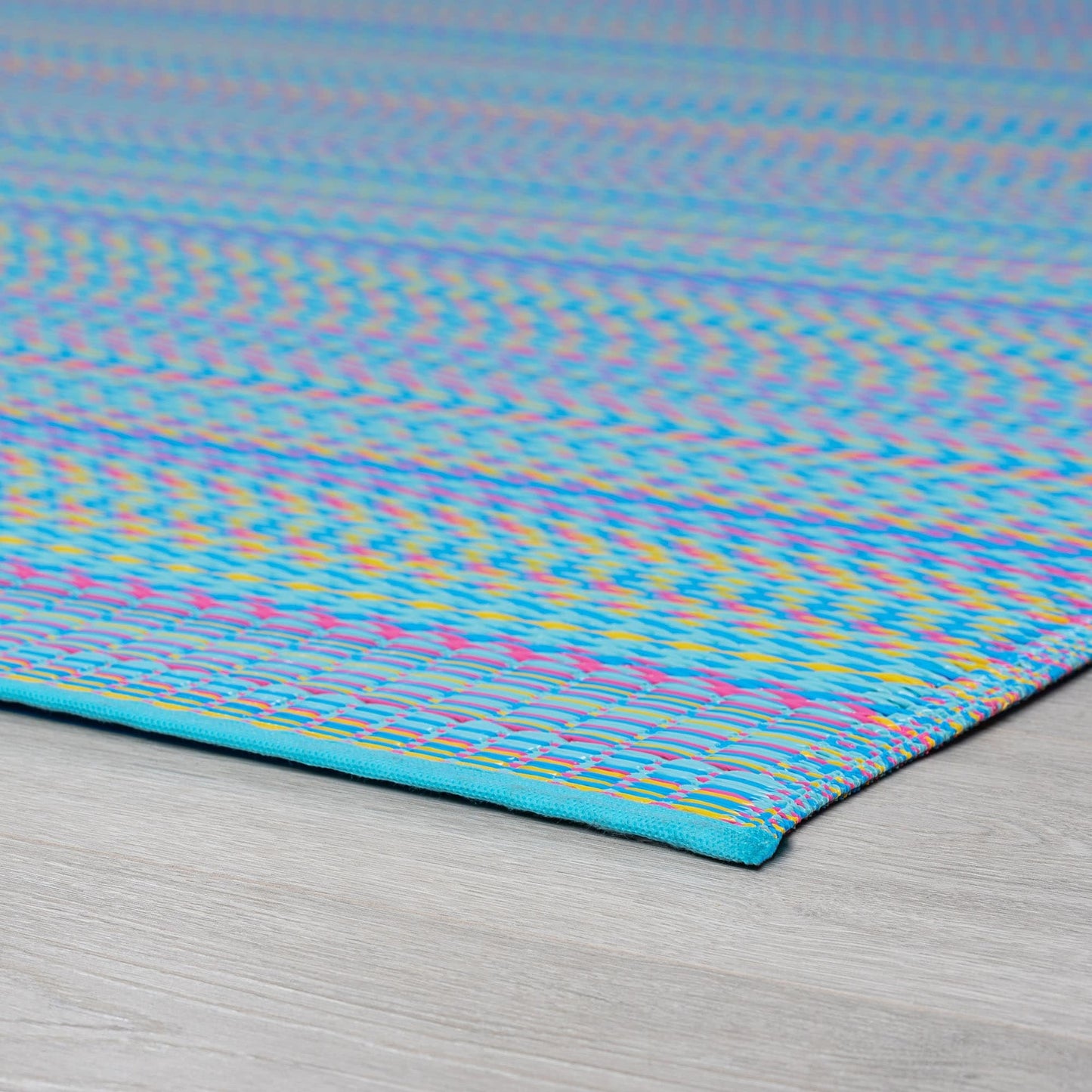 Tapis d'intérieur/extérieur à rayures Sundown Beach