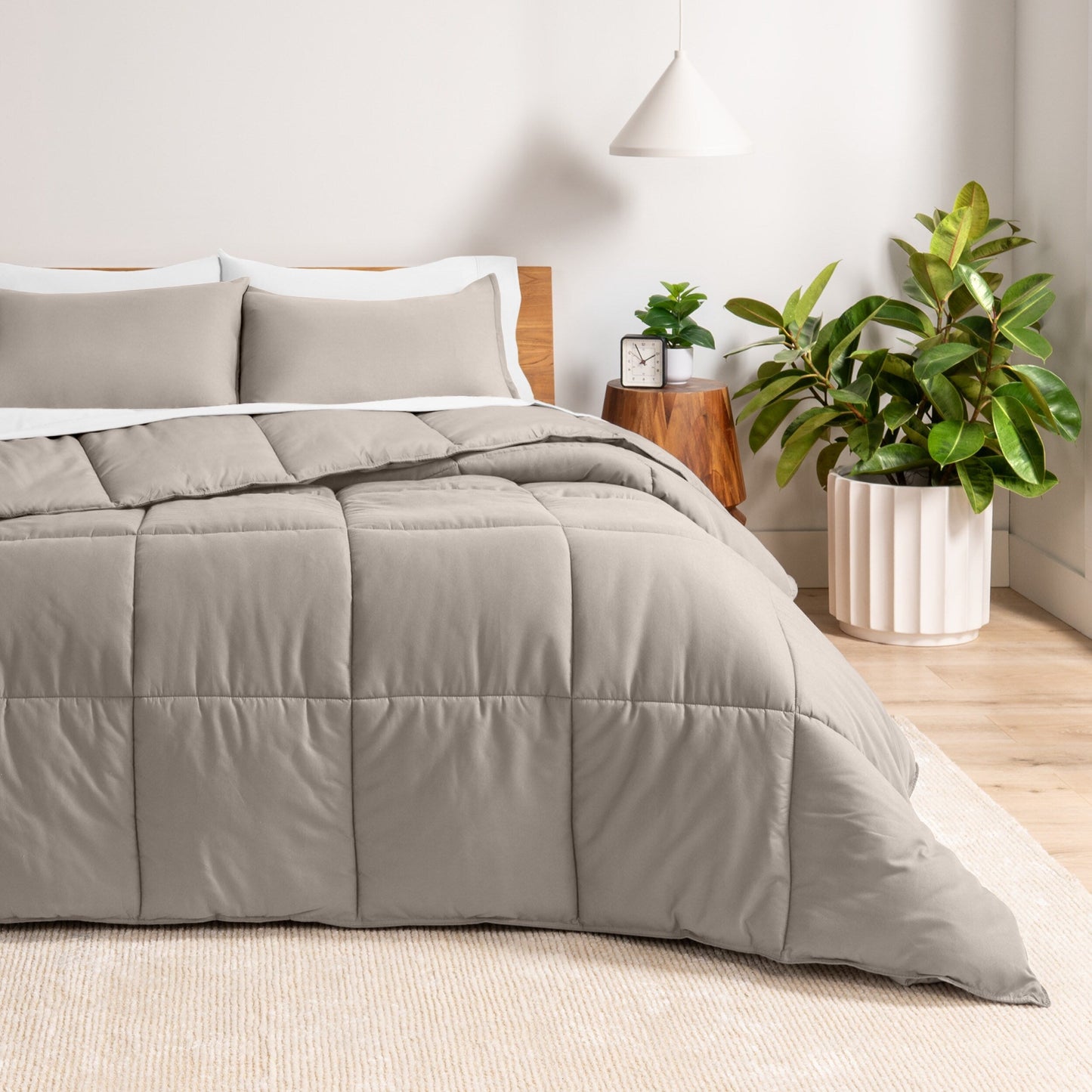 Ensemble de couette hypoallergénique Bare Home en duvet synthétique