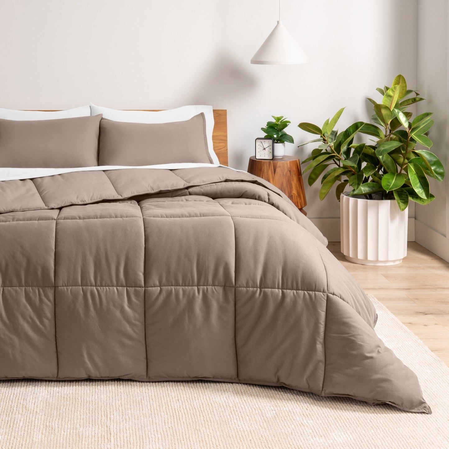 Ensemble de couette hypoallergénique Bare Home en duvet synthétique