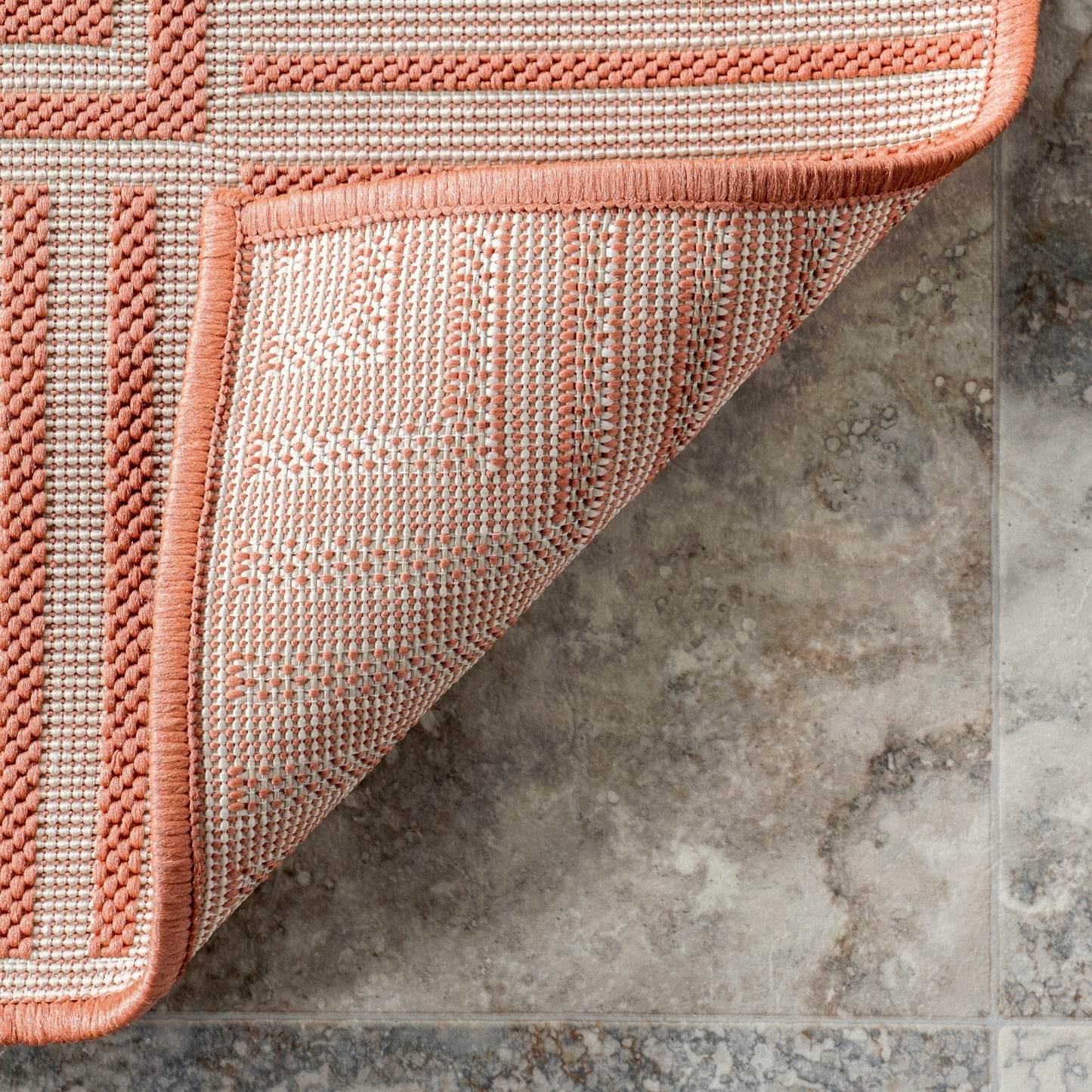 Tapis d'intérieur/extérieur Nuloom Leah Classic à bordures