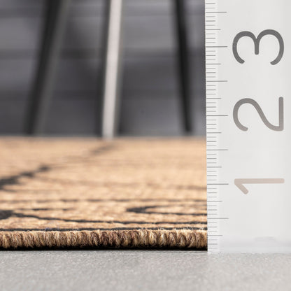 Tapis d'intérieur/extérieur traditionnel Nuloom Kathleen