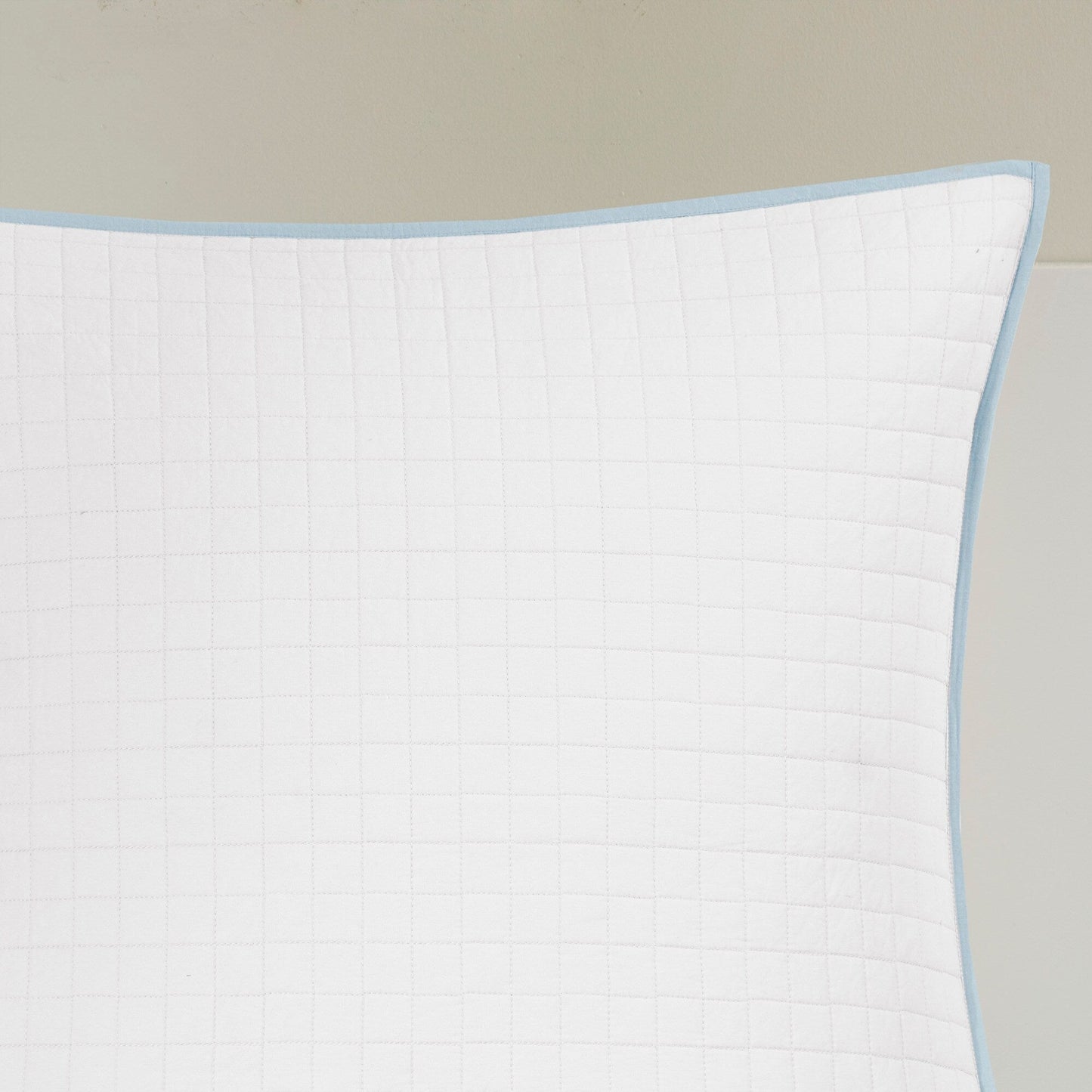 Parure de lit Intelligent Design en coton jacquard maïs avec taies d'oreiller carrées et coussins décoratifs