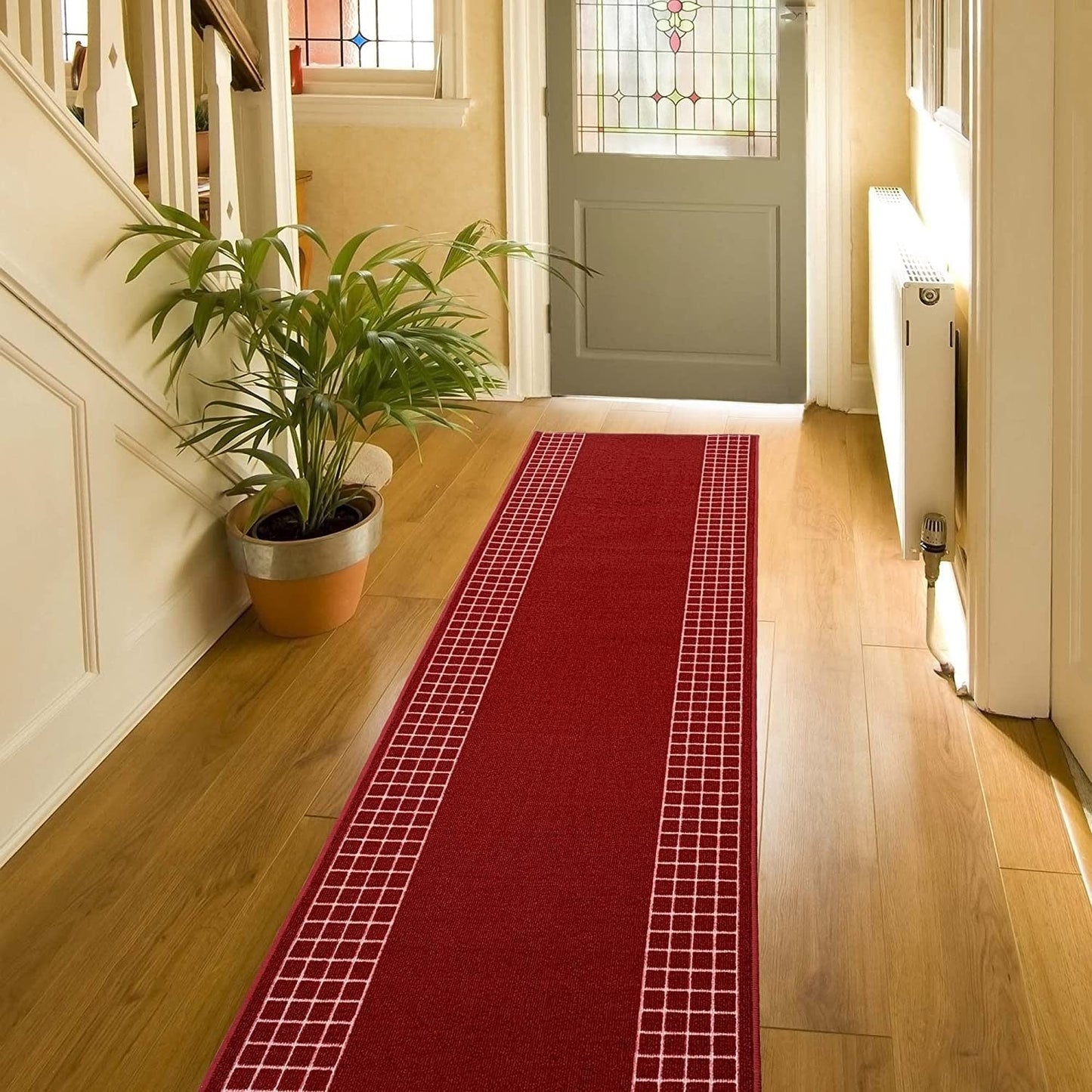 Tapis de couloir contemporain antidérapant à bordure à carreaux, 66 cm de large