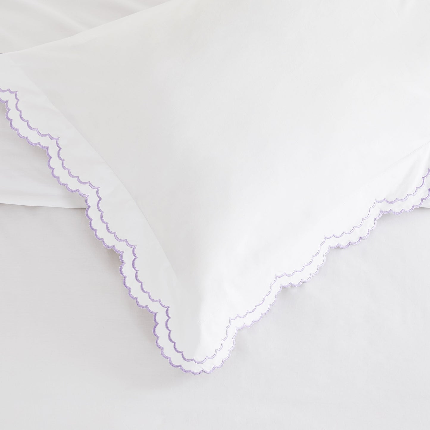 Parure de lit double festonnée en percale de coton frais brodée avec taie d'oreiller
