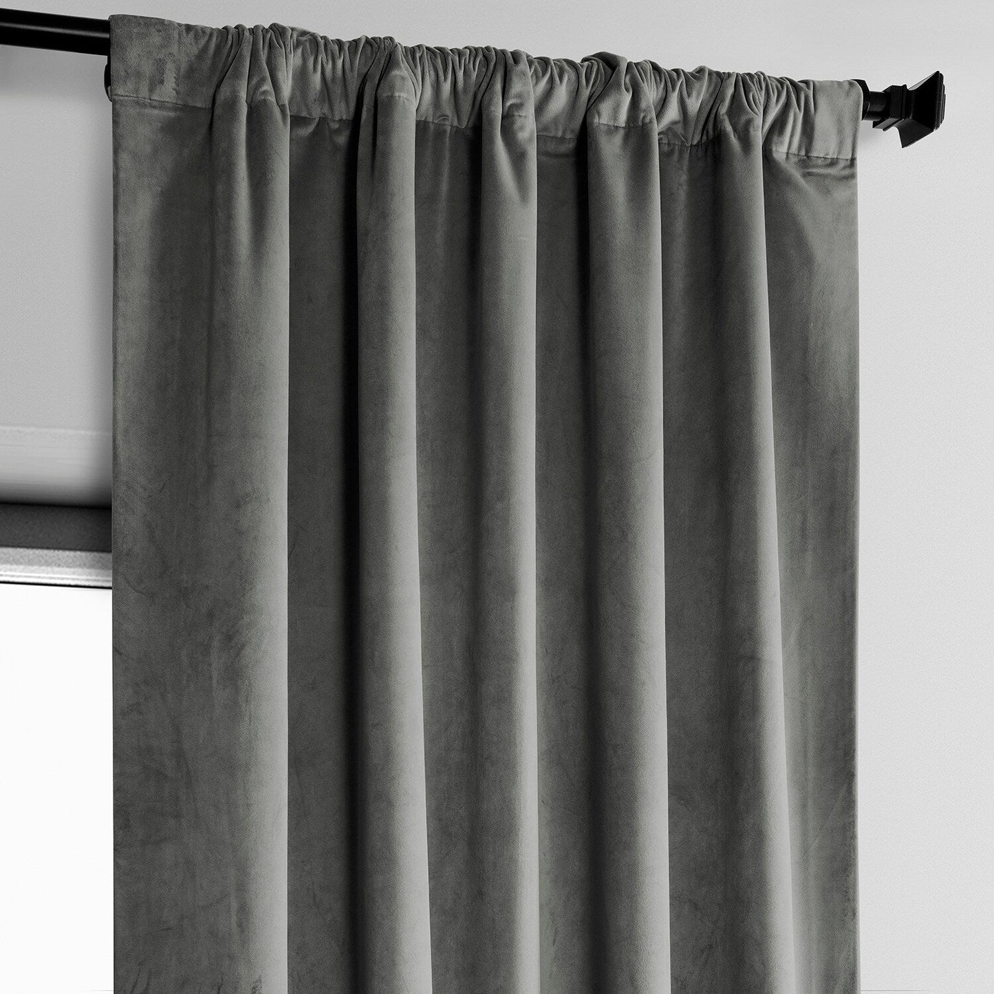 Rideaux occultants en velours peluche Heritage d'Exclusive Fabrics (1 panneau) - Rideaux en velours de luxe pour chambre et salon.