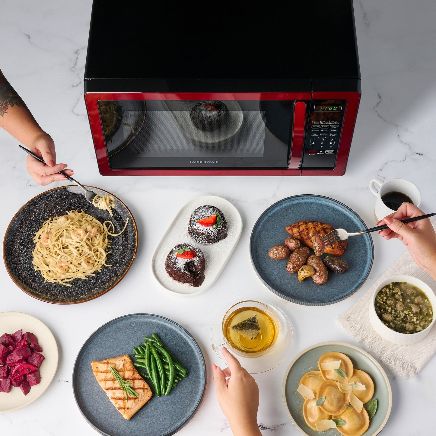 Four à micro-ondes Farberware Classic de 1,1 pi³ et 1 000 watts