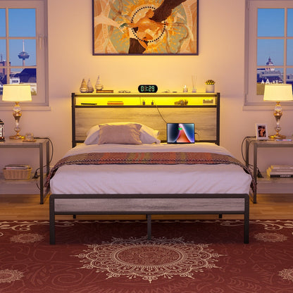 Cadre de lit plateforme en bois de style ferme avec station de charge et lumières LED