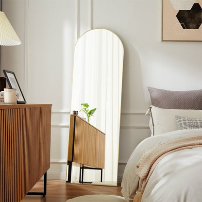 Miroir sur pied avec cadre en alliage d'aluminium, idéal pour la chambre ou le dressing.