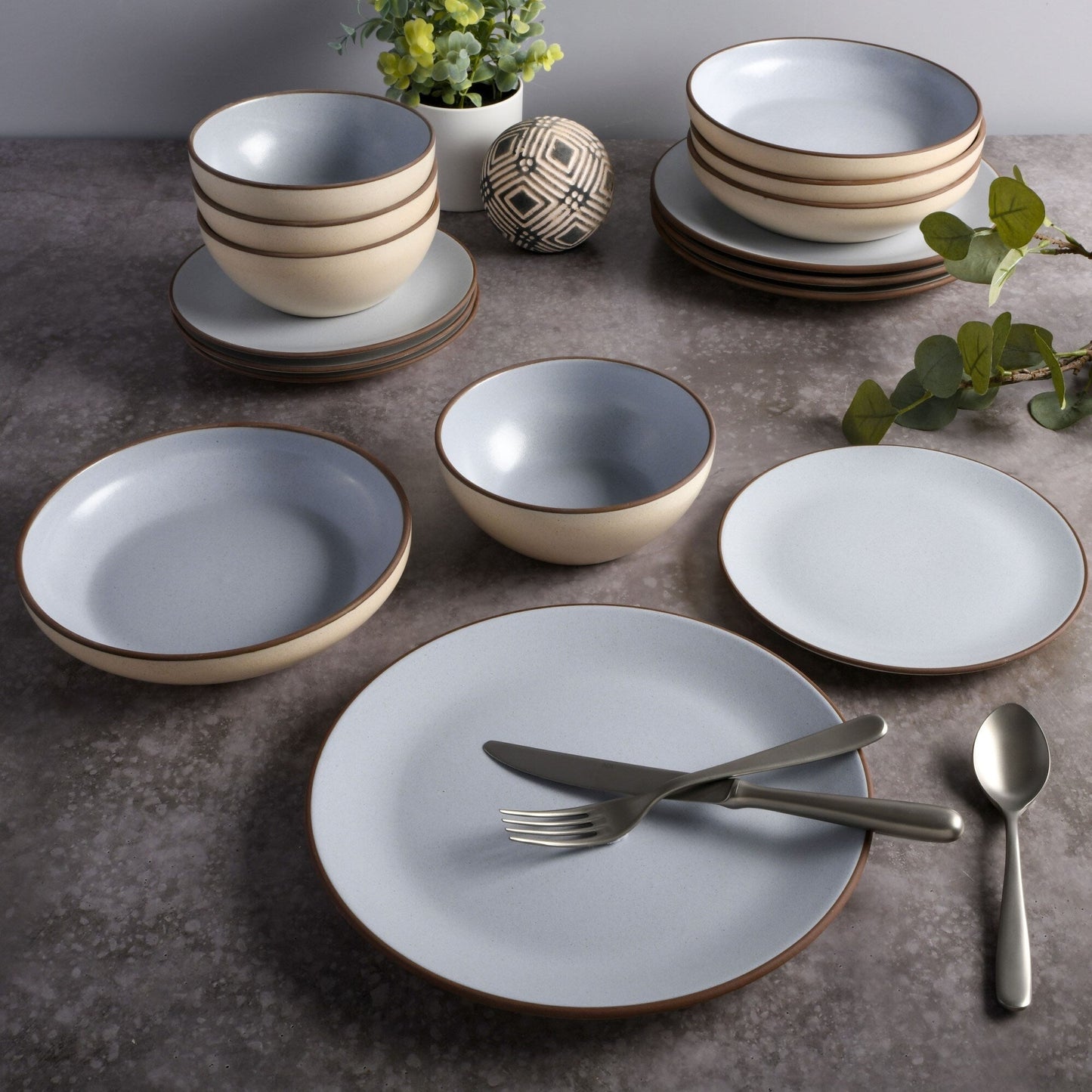 Service de table Gibson Elite Contempo Classic 16 pièces à double bol