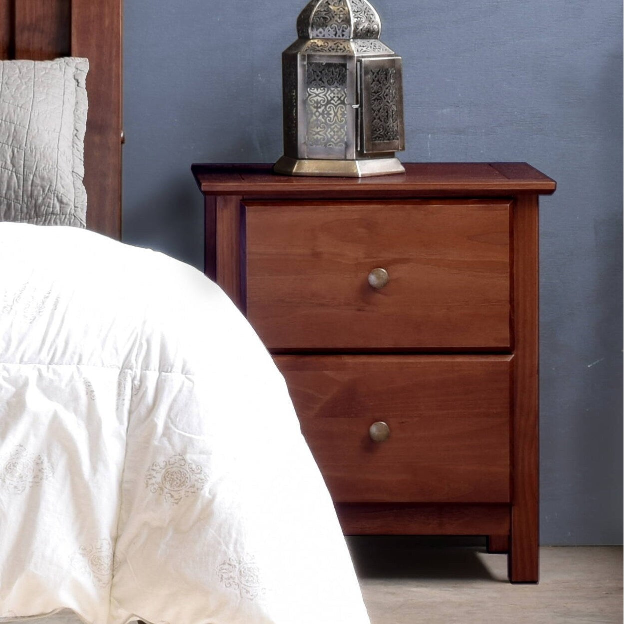 Table de chevet en bois massif à 2 tiroirs de style Shaker en bois de grain