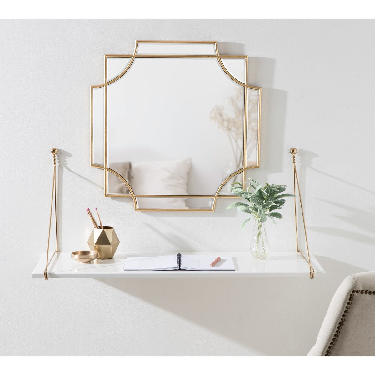 Miroir mural décoratif encadré traditionnel Kate and Laurel Minuette