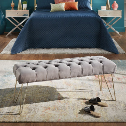 Banc capitonné en velours Klaus par iNSPIRE Q Bold