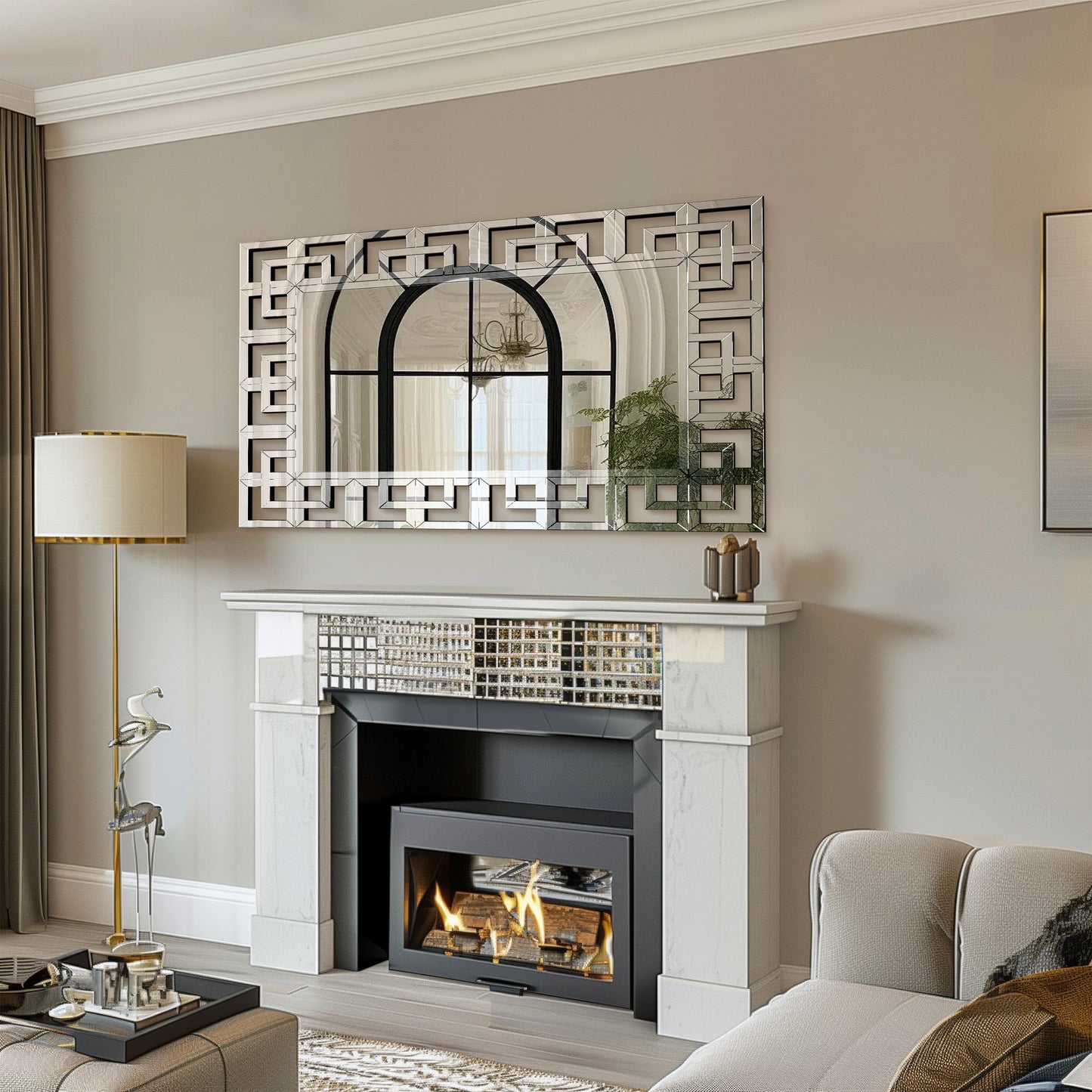 Grand miroir décoratif mural avec cadre géométrique argenté