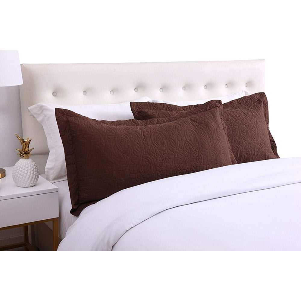 Taie d'oreiller brodée Porch &amp; Den Manor (lot de 2)