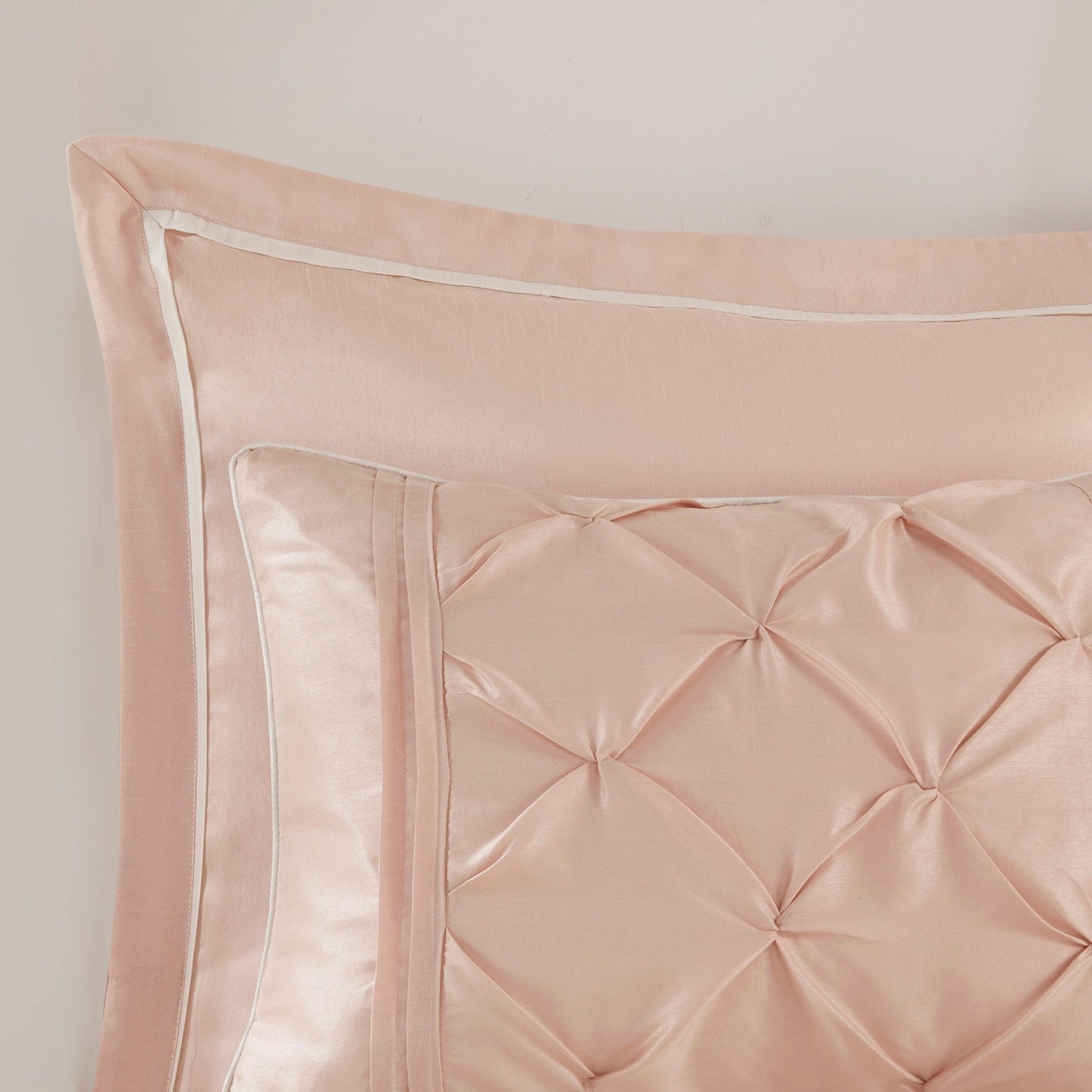 Ensemble de literie Madison Park Essentials Loretta 24 pièces avec rideaux et draps