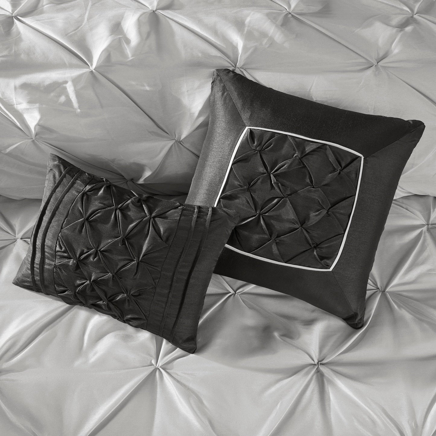 Ensemble de literie Madison Park Essentials Loretta 24 pièces avec rideaux et draps