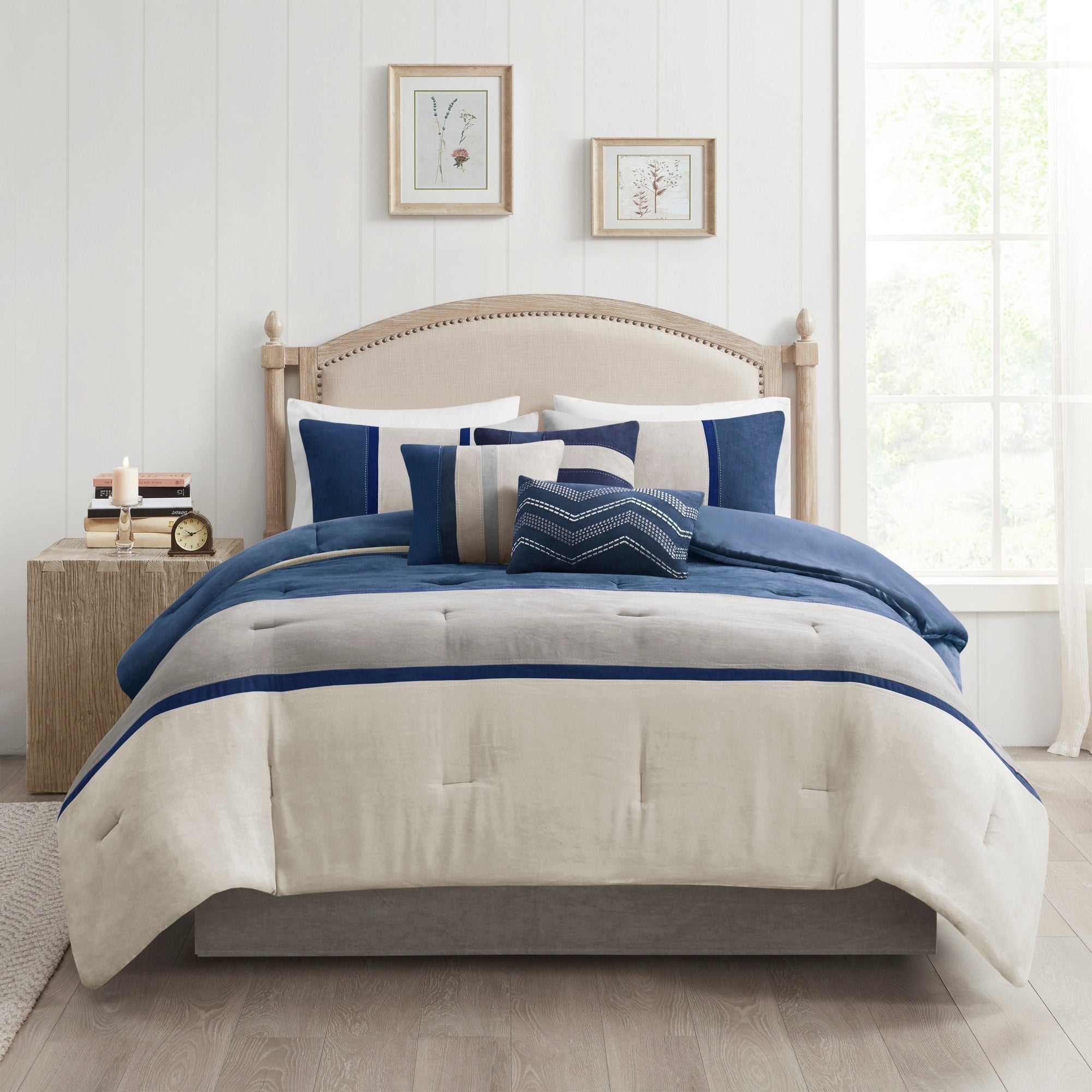 Selected Variant Image