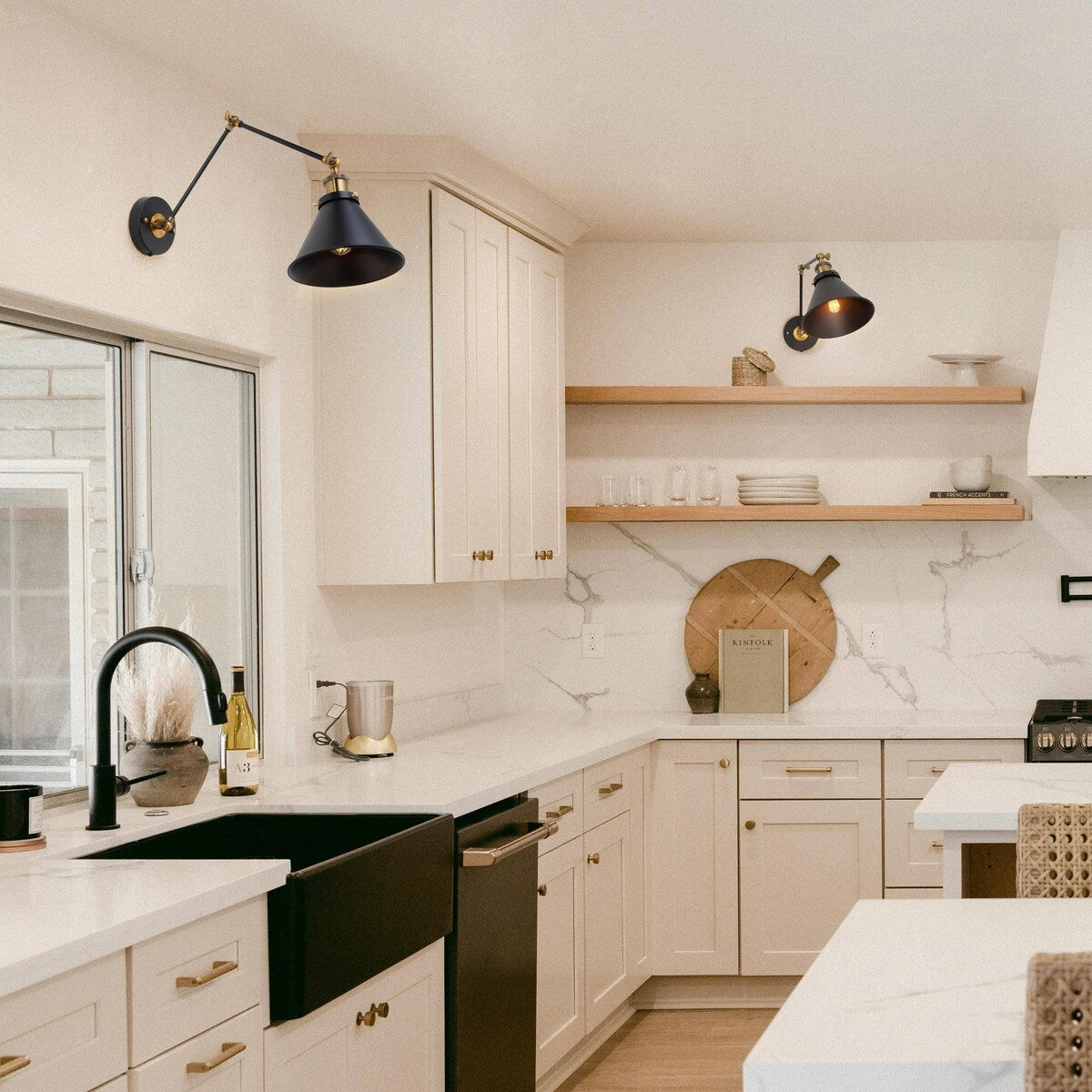 Ensemble de 2 appliques murales modernes à bras articulé réglable Malryn, à brancher ou à câblér