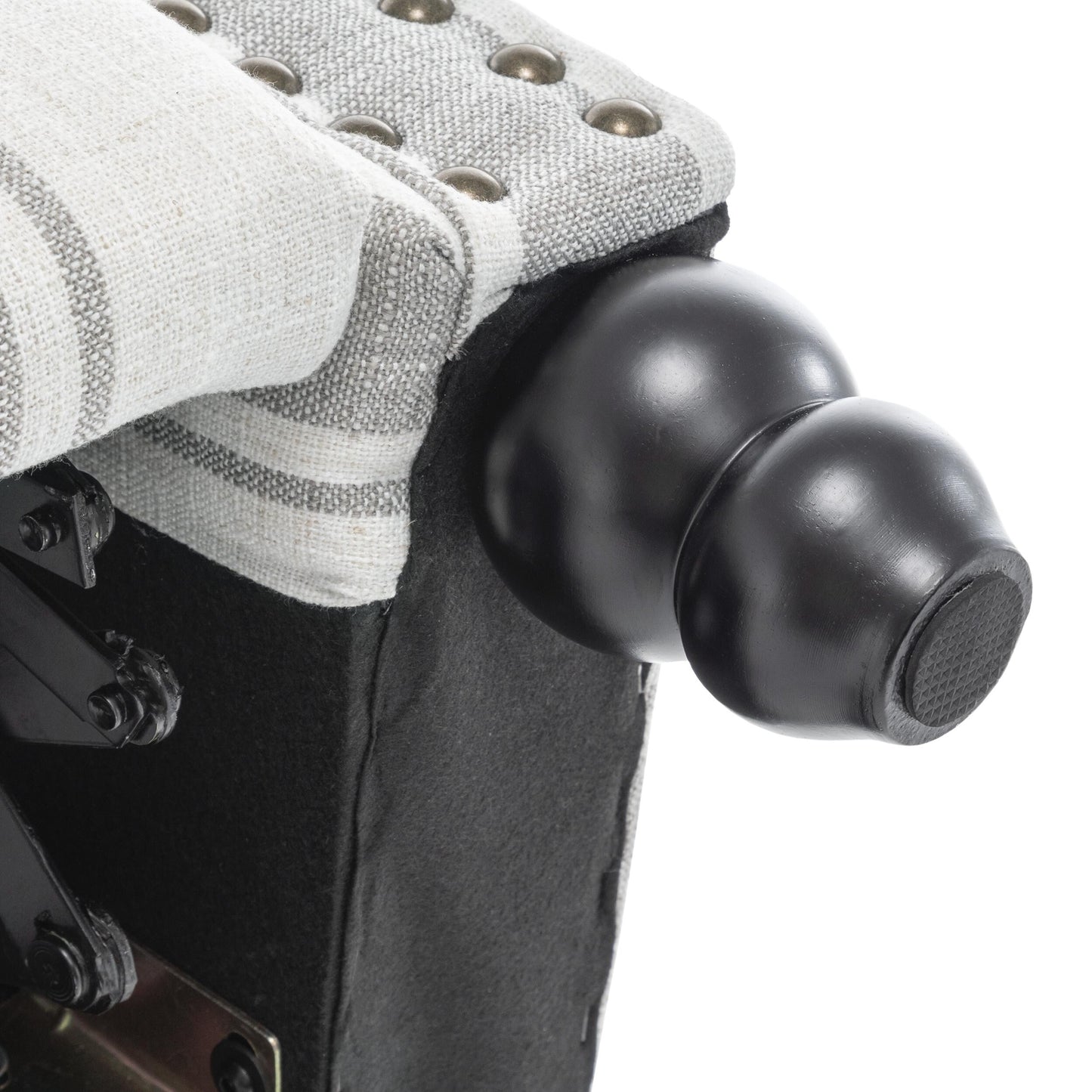 Fauteuils inclinables à dossier manuel avec garniture cloutée