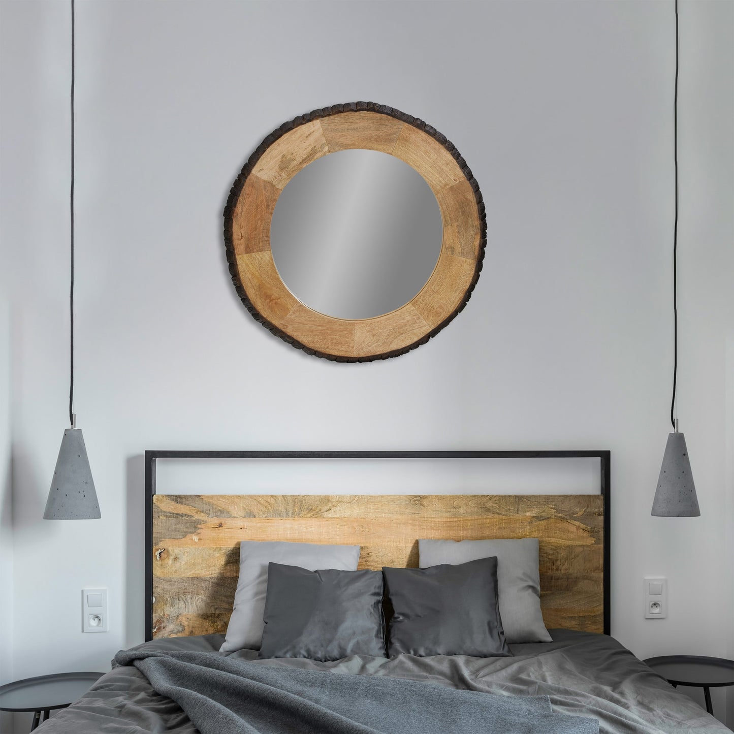 Miroir mural rond Meredith en bois brut de River of Goods - 30,5 x 1 x 30,5