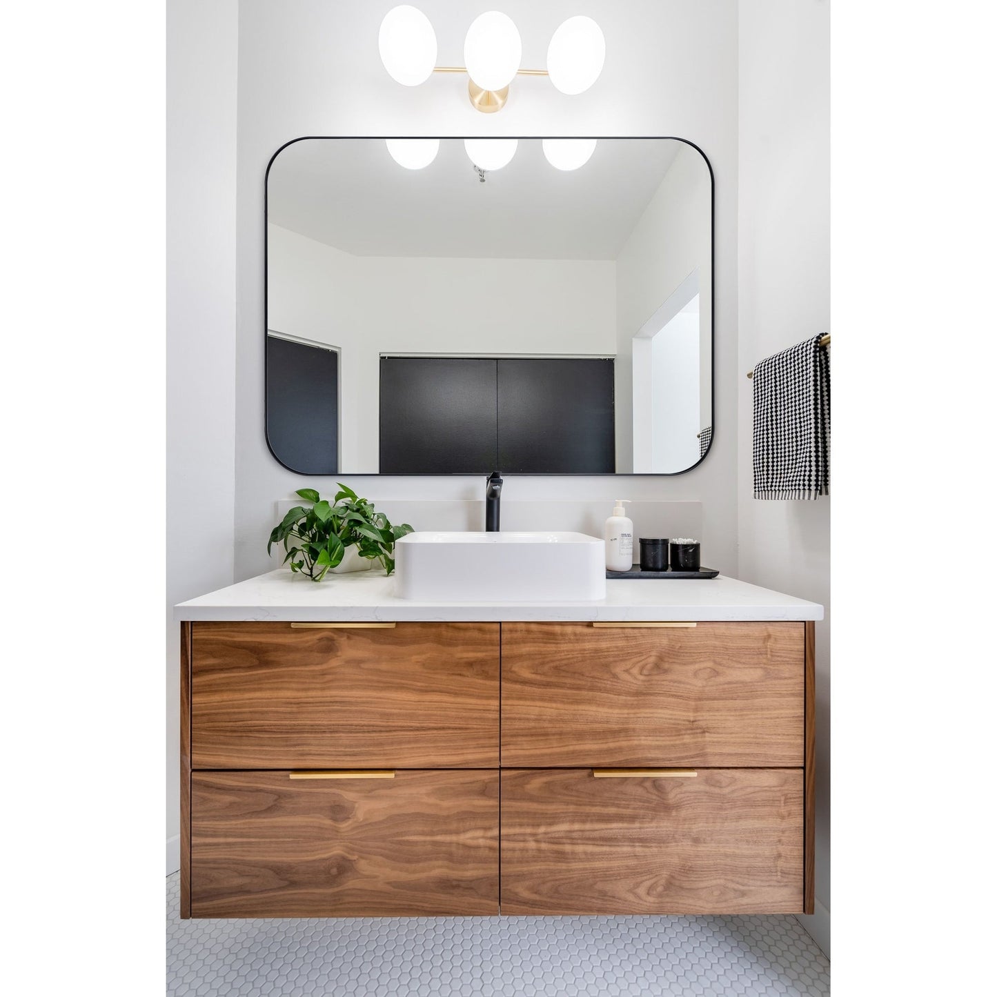 Miroirs muraux arrondis en métal style moderne chic du milieu du siècle TEHOME