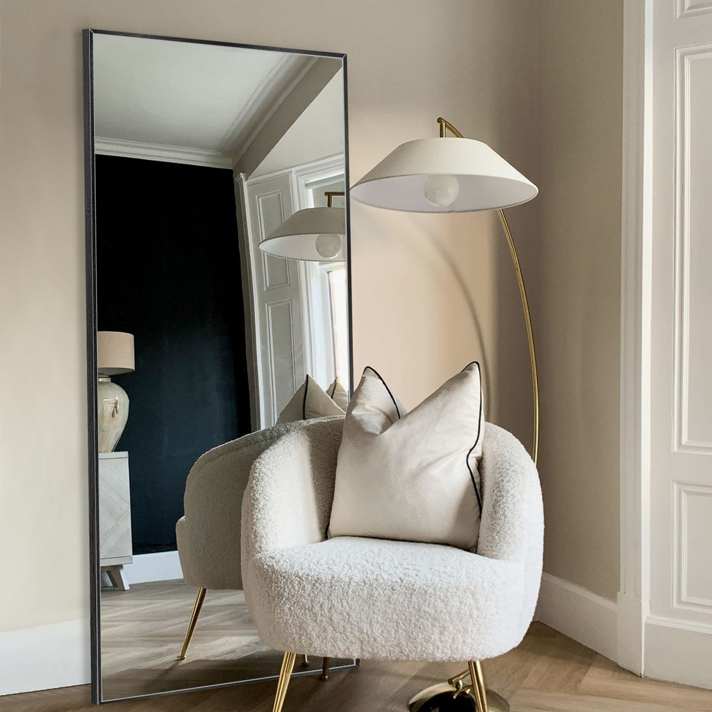 Miroir sur pied moderne pleine longueur