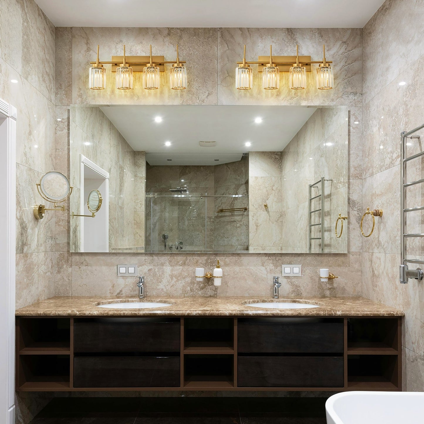 Applique murale moderne dorée à intensité variable, style cylindrique glamour pour salle de bain, applique murale en cristal pour coiffeuse