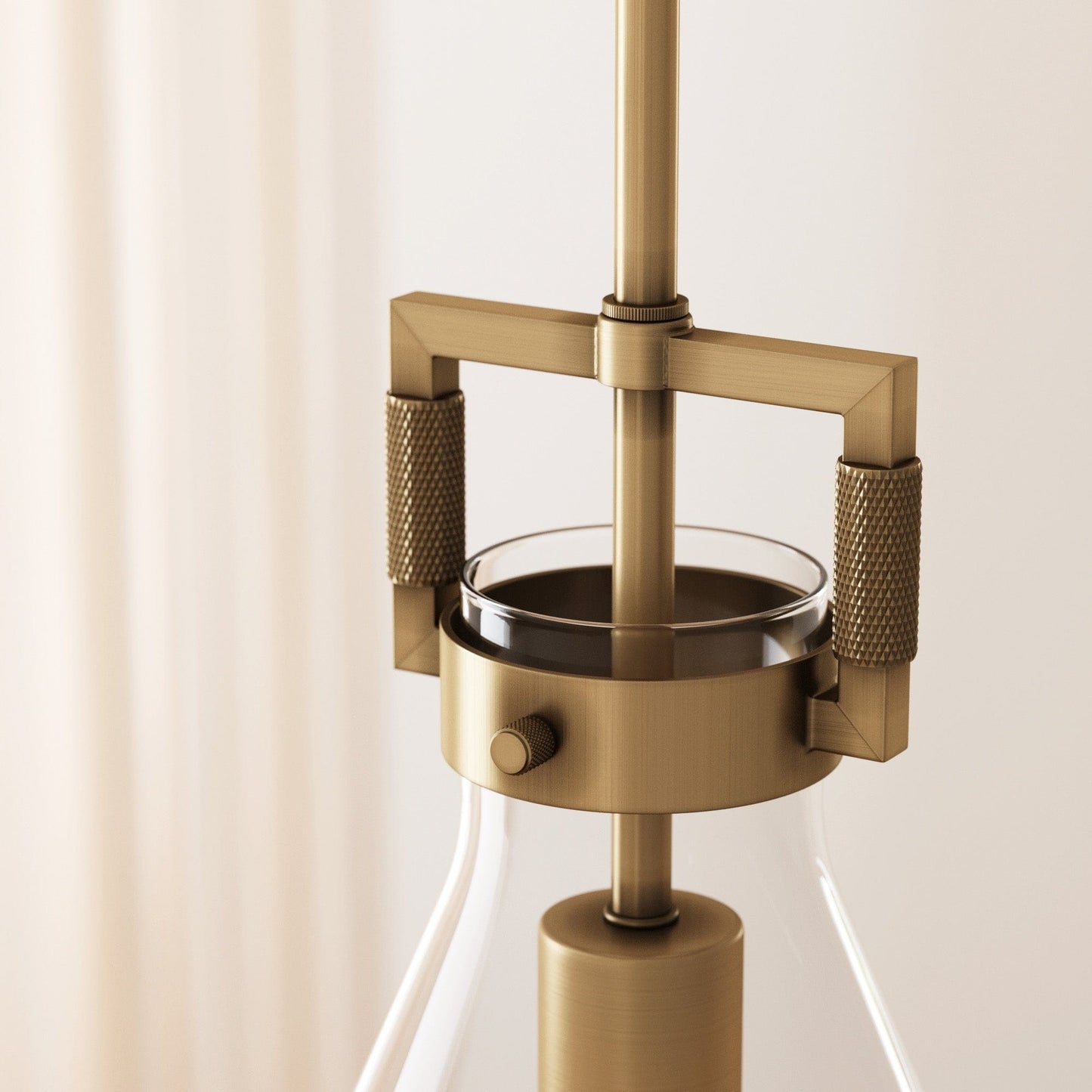 Suspension en verre Nathan James Vincent, luminaire suspendu avec tige réglable et abat-jour transparent