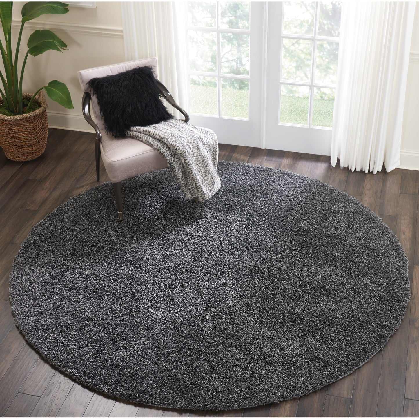 Tapis Nourison Malibu Shag moderne en peluche unie