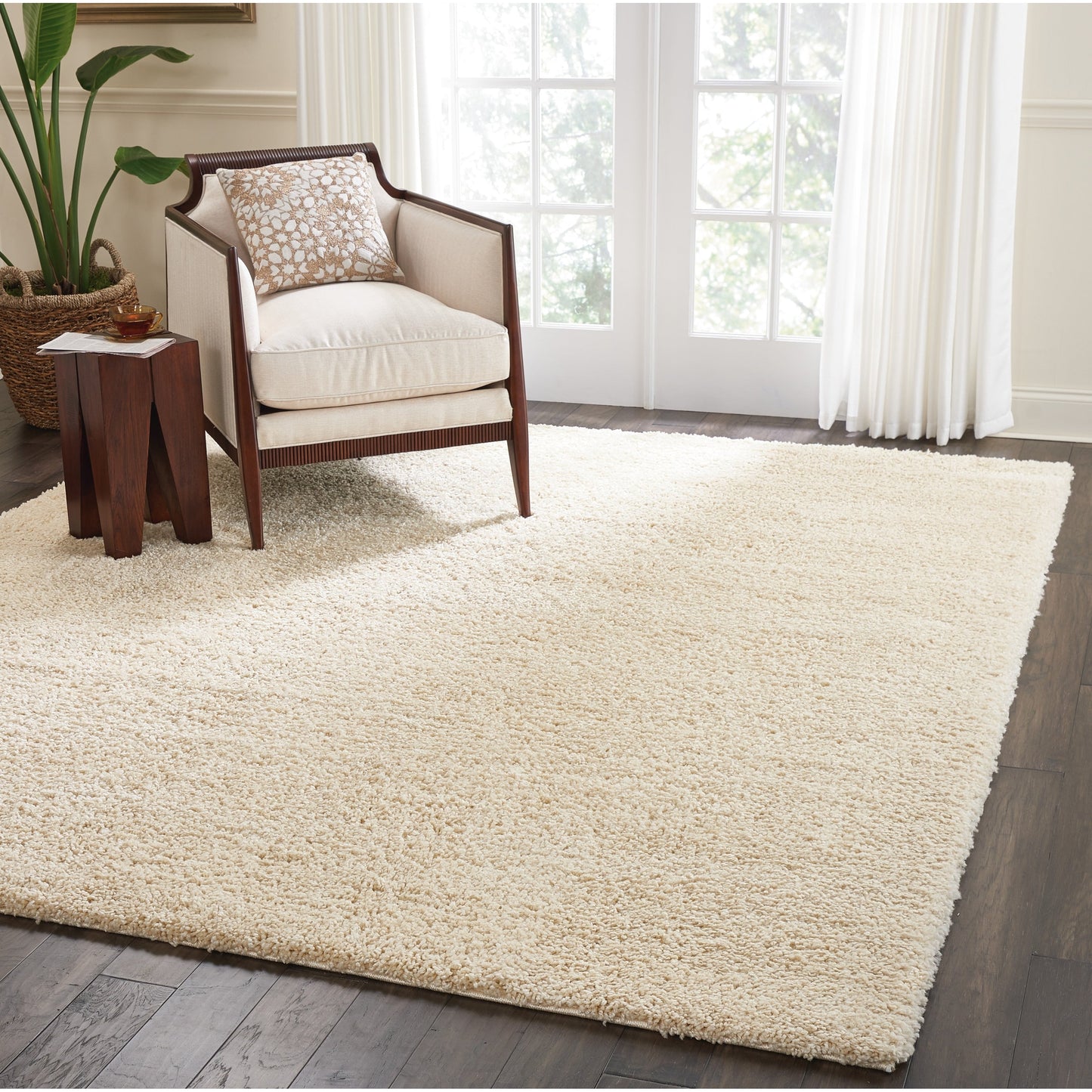 Tapis Nourison Malibu Shag moderne en peluche unie