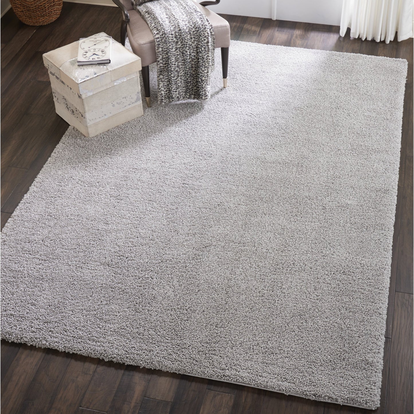 Tapis Nourison Malibu Shag moderne en peluche unie