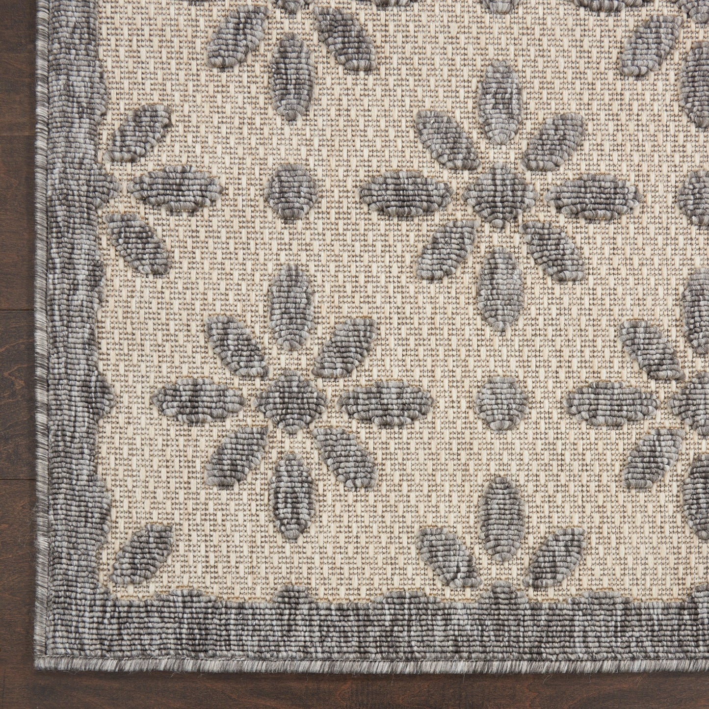 Tapis d'intérieur/extérieur Nourison Palamos à motif floral moderne et géométrique à hauteur variable
