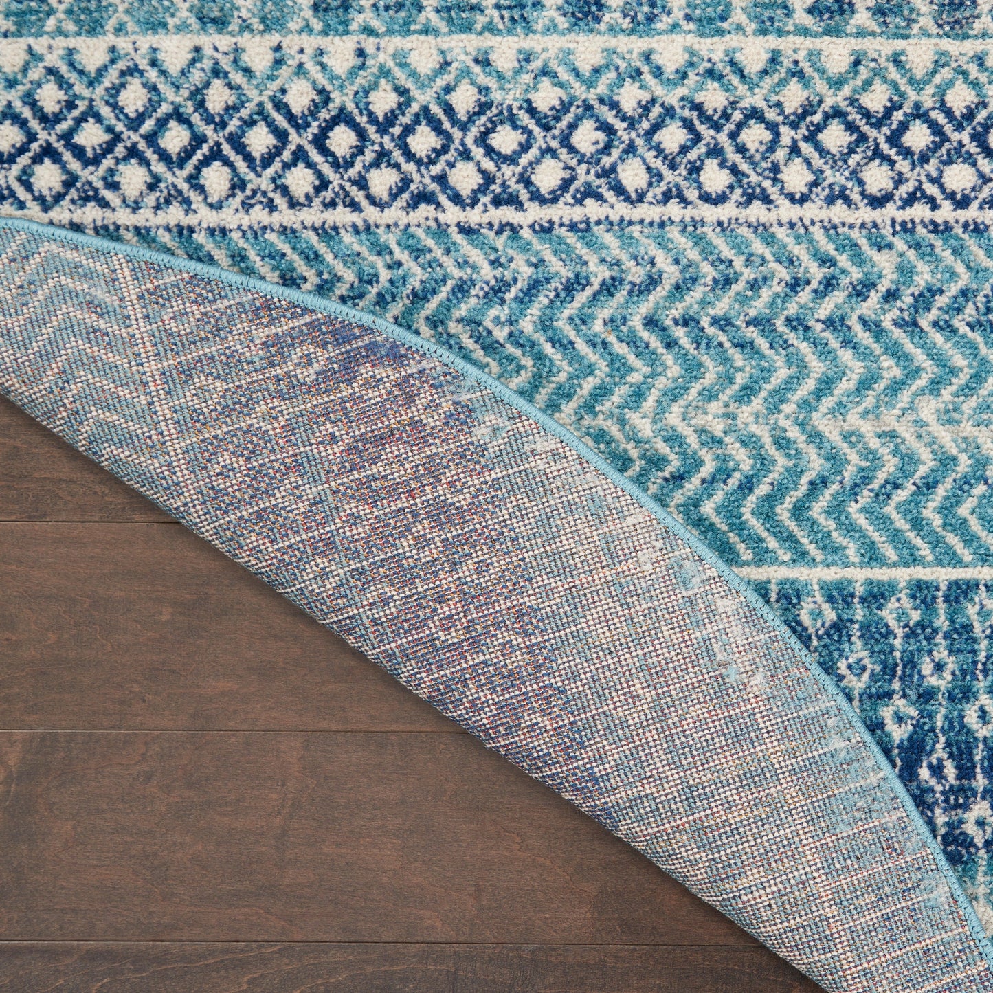 Tapis Nourison Passion bleu indigo à motif géométrique côtier