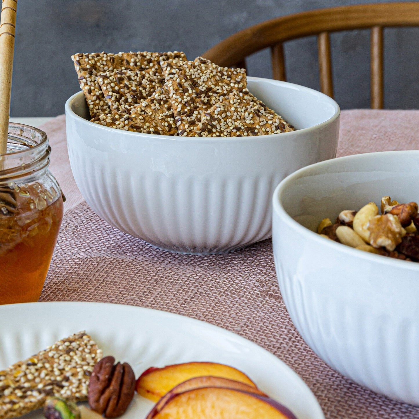 Service de table 24 pièces en porcelaine blanche cannelée Over and Back