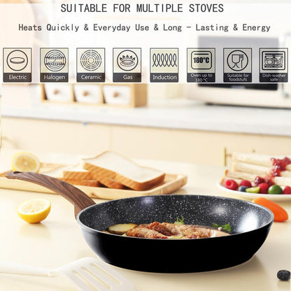 Ensemble de casseroles et poêles antiadhésives, batterie de cuisine en céramique à motifs, compatible induction, comprenant poêles à frire et cocotte avec couvercles.