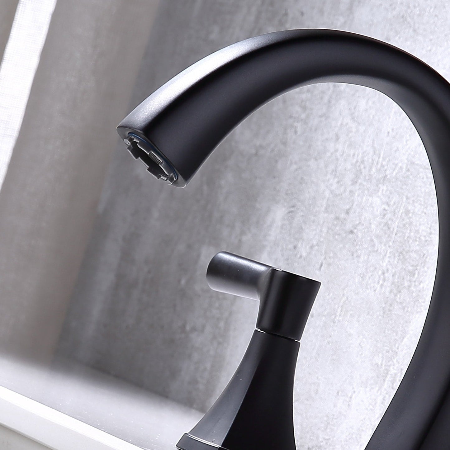 Robinet de lavabo Proox 8 à entraxe large avec système de vidange SpotShield