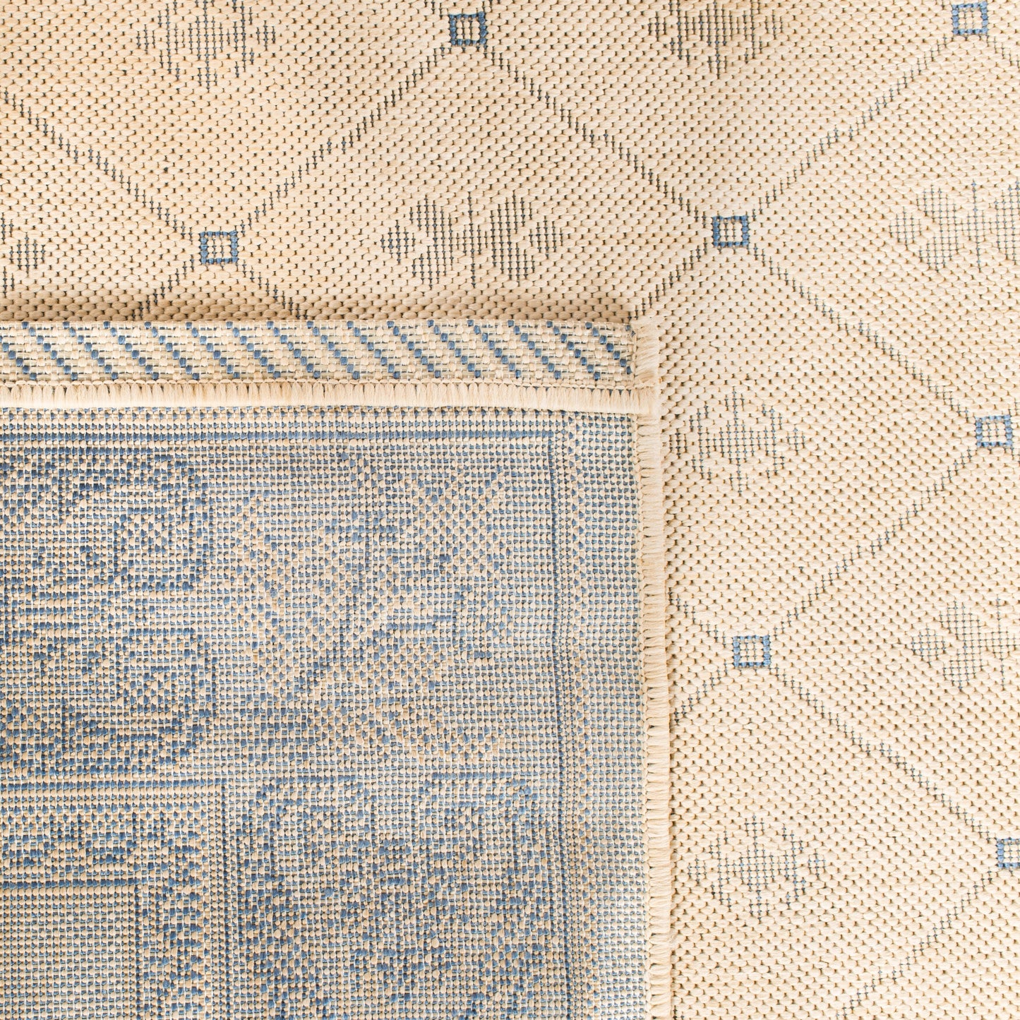 Tapis de jardin imperméable SAFAVIEH Courtyard Hendrina pour intérieur/extérieur