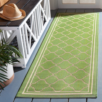 Tapis de jardin/terrasse imperméable SAFAVIEH Courtyard Kristelle