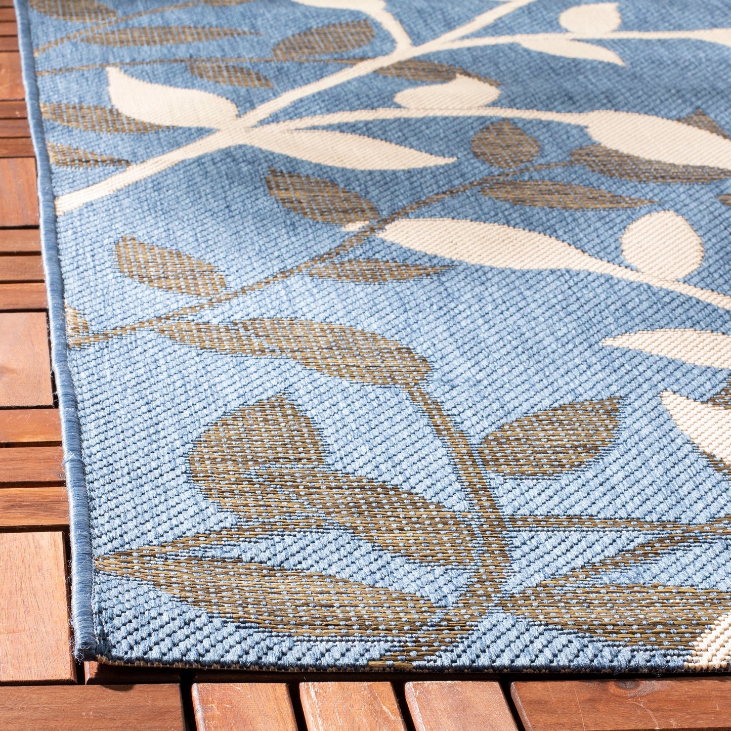 Tapis de jardin/terrasse imperméable SAFAVIEH Courtyard Luann Botanical