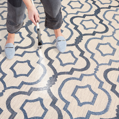 Tapis de jardin imperméable SAFAVIEH Courtyard Oyvor pour intérieur/extérieur