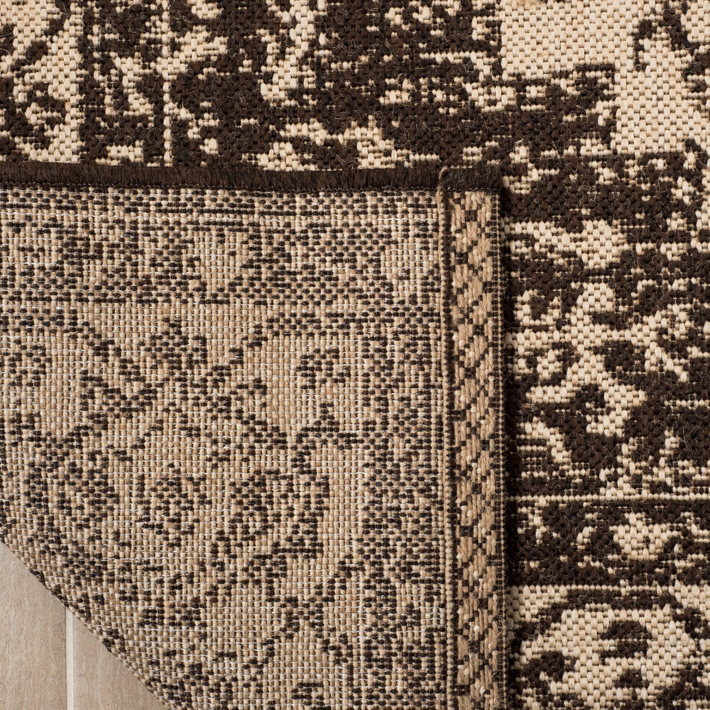 Tapis d'intérieur/extérieur imperméable SAFAVIEH Linden Louann pour terrasse ou jardin