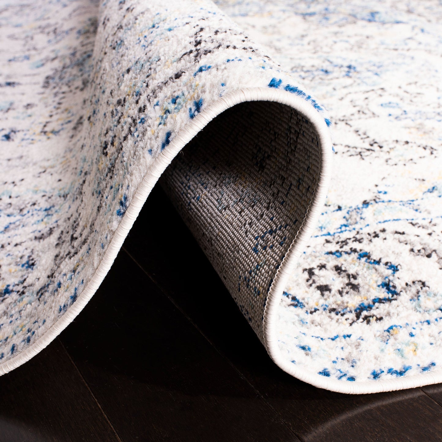 Tapis rustique vieilli SAFAVIEH Madison Delois Medallion à motif médaillon