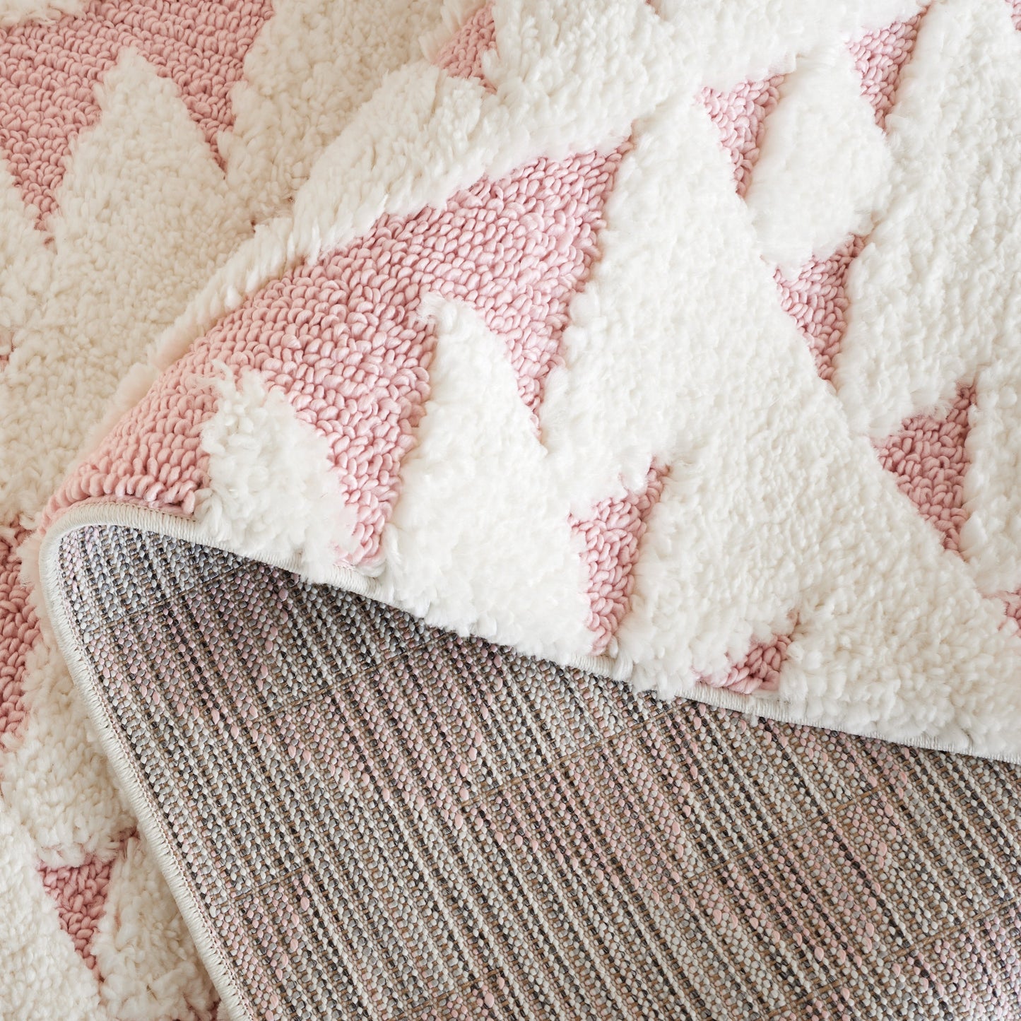 Tapis SAFAVIEH marocain à franges et poils longs Delores, épaisseur 5 cm