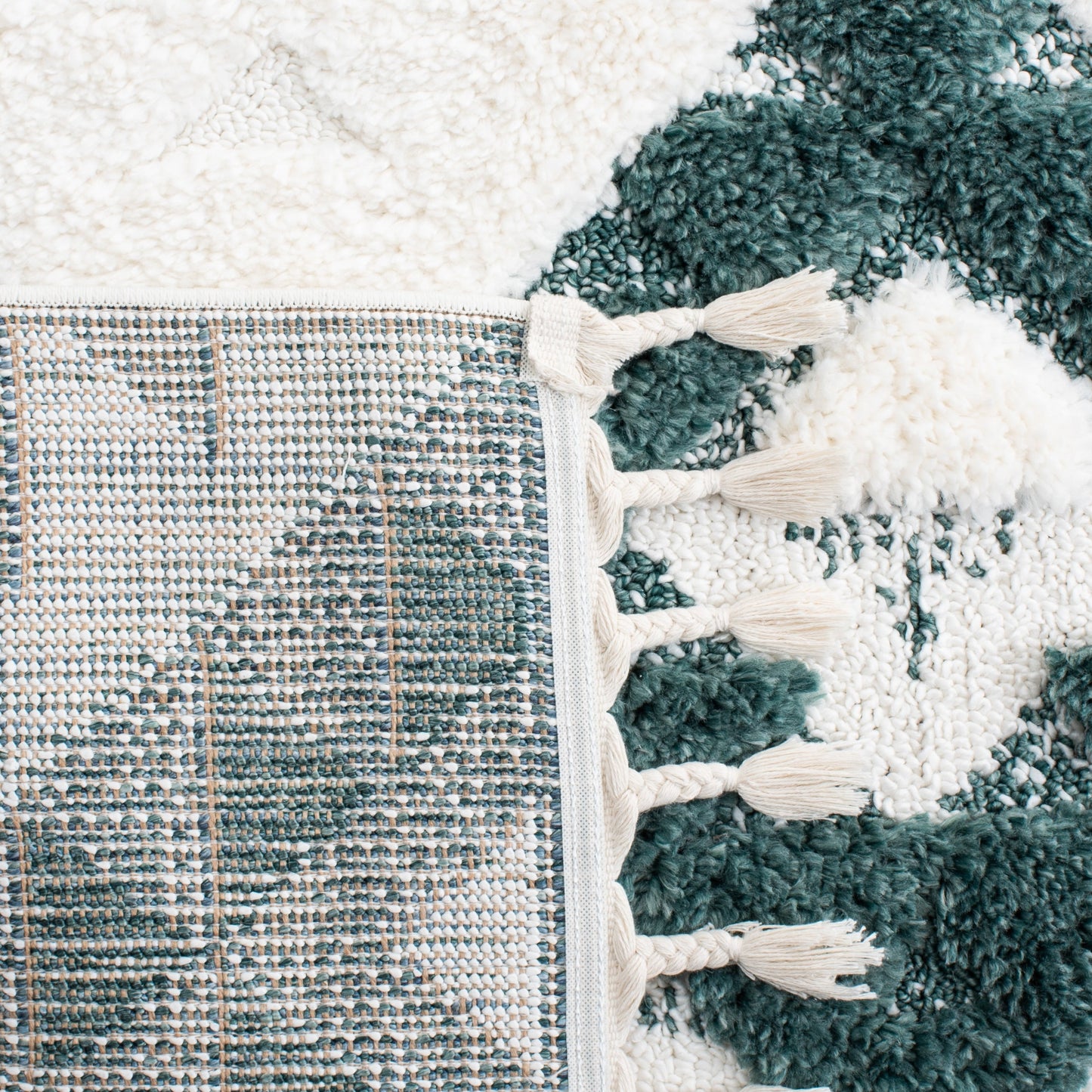 Tapis SAFAVIEH marocain à franges et poils longs Delores, épaisseur 5 cm